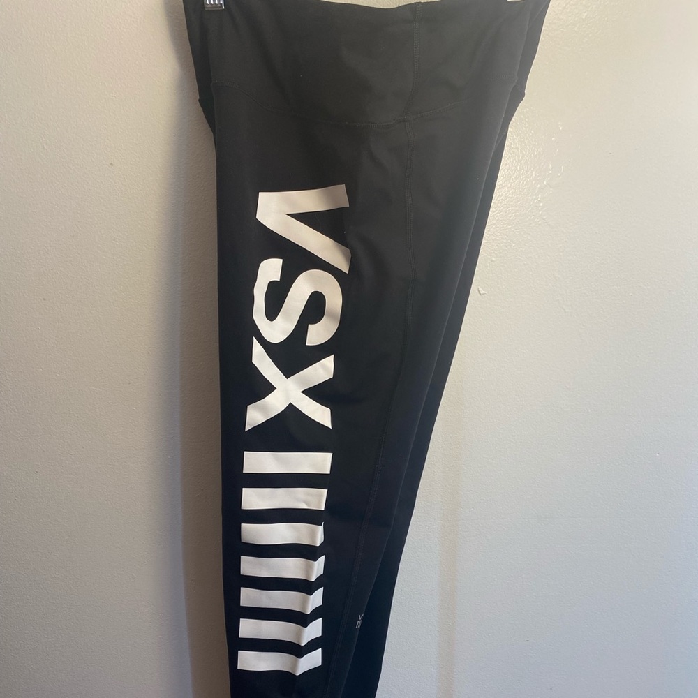 VS Sport leggings